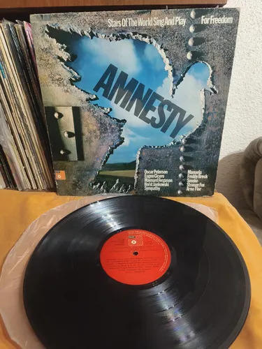 Varios Artistas - Amnesty Stars Of The World Sing And Play For Freedom - vinilo 1979