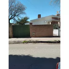 Oportunidad Vendo Casa 2 Dormitorios + Dpto B° Las Palmas Apto A Credito Bancor Permuto Por Departamento. 