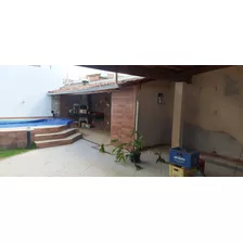 Aluga-se Excelente Casa, Parcialmente Mobiliada, No Bairro No Bela Vista, Teófilo Otoni - Mg, 3 Quartos, Piscina, Garagem, Área Gourmet.