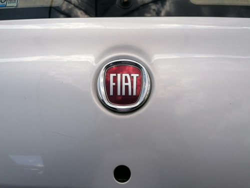 Tapa Cajuela Fiat Uno Way 2019 Original Sin Logo Foto 2