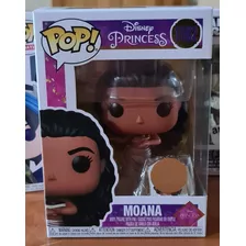 Funko Pop Disney Princess Moana #1162 Funko Shop Con Pin.