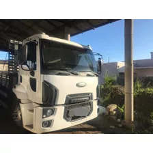 Ford Cargo 1317 (4x2) Carroceria 2012