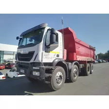 Camion Tolva Iveco Trakker 500, Año 2021, 60.000 Kilometros