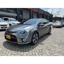 Kia Cerato Cuope 2.0 Automático