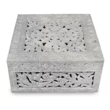 Novica Hoja Y Arbol Esteatita Caja De Joyeria Beige Guirna