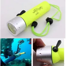 Linterna Foco De Buceo Sumergible Waterproof Bajo El Agua 