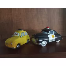 2 Carrinhos Pixar Carros Luigi E Sheriff Usados Na Condição 