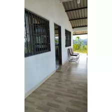 Casa Campestre En Zona Rural De Marinilla - Antioquia