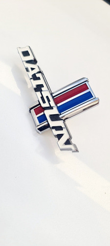 Emblema Original Para Parrilla Datsun 620 Foto 2