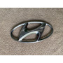 Emblema De Camion Hyundai 23.5 Cm Por 11.8 Cm Original