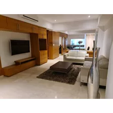 Venta De Departamento En El Campanario, 144 M2, Super Exclus