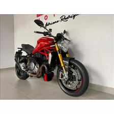 Ducati Monster 1200 S 