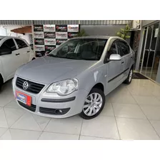 Volkswagen Polo Sedan 2009 1.6 Vht Total Flex 4p