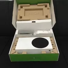 Xbox Series S Com 100 Jogos 