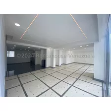 Apartamento En Venta En Altamira Chacao Caracas Remodelado Vista Al Avila Pozo De Agua