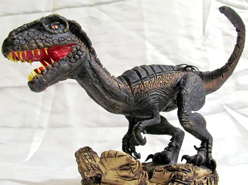 Adorno Dinosaurio Indoraptor En Porcelana Fria $ en Villa Maipu - Buenos Aires | Mebuscar Argentina Adorno Dinosaurio Indoraptor En Porcelana Fria $ en Villa Maipu - Buenos Aires | Mebuscar Argentina