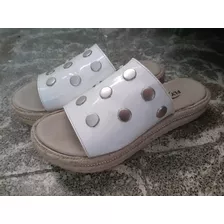 Sandalias Con Tachas Flycross