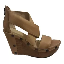 Sandalias 37 En Cuero Con Tachas (nuevo), Cataleya 