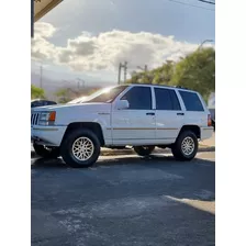 Jeep Grand Cherokee 1995 5.2 V8 Limited