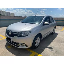 Renault Logan 2015 1.6 Dynamique Hi-power 4p