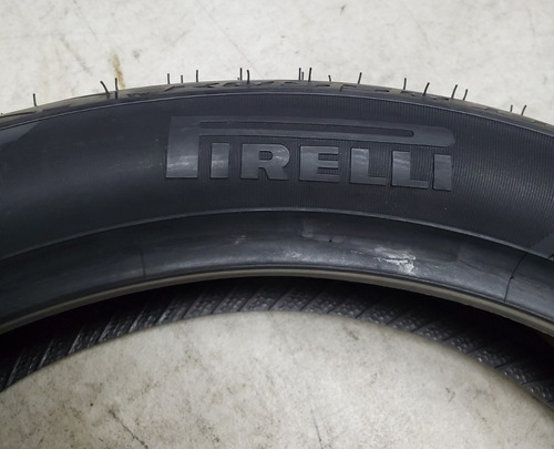 Llanta 140/70-17 Pirelli Diablo Rosso Iii Blackbird V-racer Foto 7