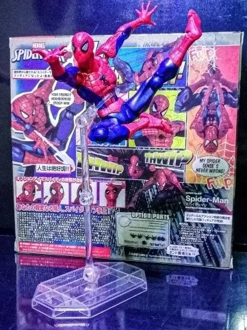 Spiderman Revoltech No Mafex Marvel Legends Bandai Hot Toys 