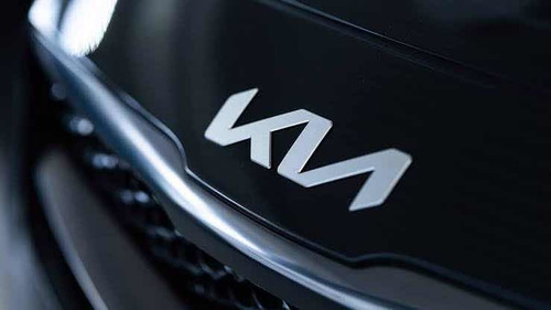 Emblema Kia 2023 (aluminio) (2 Piezas) (2 Emblemas) Foto 2