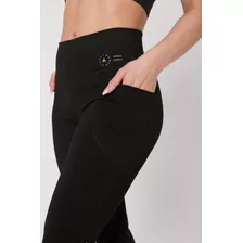 Calza Capri Con Bolsillos Deportiva Mujer Urban Luxury