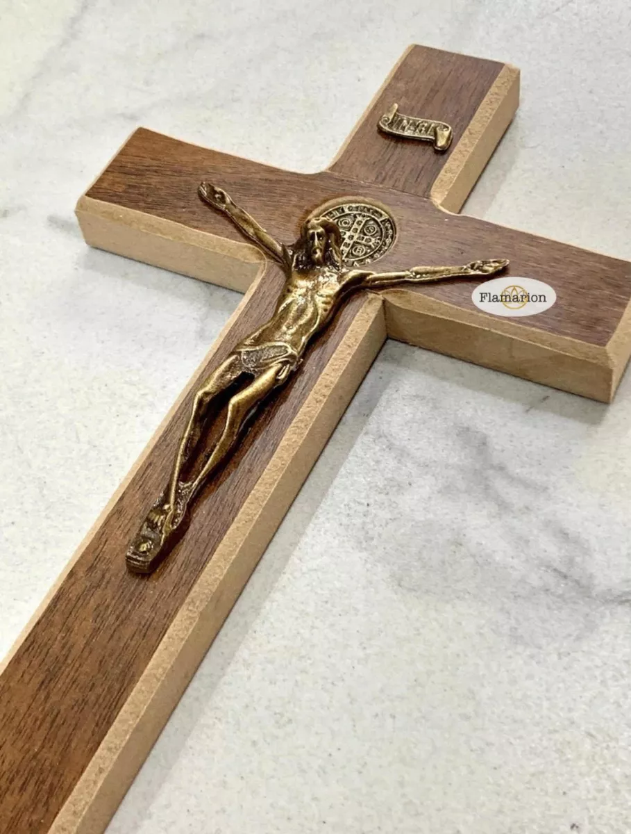 Crucifixo De Madeira E Metal Medalha São Bento 23cm Lindo