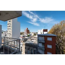 Apartamento De 1 Dorm En Parque Rodó A Metros De La Rambla, Excelente Zona Y Servicios, Gc 4300