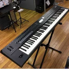 Roland Rd-2000 88 Weighted Keys Digital