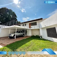 Quinta En Venta Ubicada En Los Corales - La Guaira 