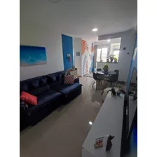 Apartamento Mobiliado Com 2 Quartos, Varanda E Elevador! 