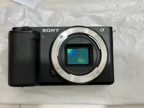 Sony Alpha Zv-e10 25.0 Mp Interchangeable Lens Camera
