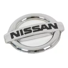 Emblema Nissan Versa Emblema Versa Baul Trasero Adhesivo
