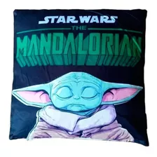 Cojin Star Wars The Mandalorian Yoda Decoracion 40x40cm