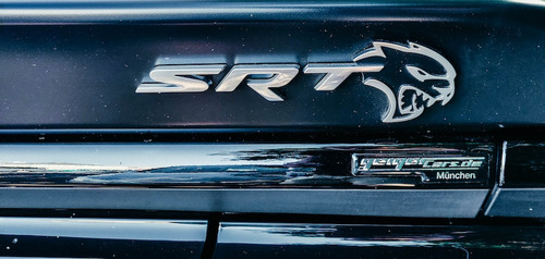 Emblema Srt Negro Dodge Charger Challenger Durango Foto 3