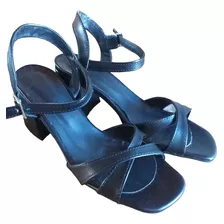 Sandalias Bajas Color Negro - Talle 38 (nuevas)