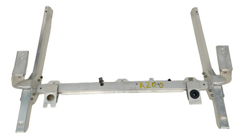 Suporte Do Radiador Mercedes A200 2015 2016 A2466280229