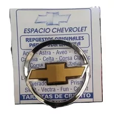 Emblema O Insignia Trasera Corsa 2000/ Tapa Baul 4 Puertas