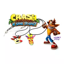 Crash Bandicoot Kit Colares De Metal Collection Crash + Máscara Aku Aku - Itens Colecionador - Promoção