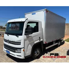 Volkswagen Delivery Express 4x2 - 2020/2021 Com Baú.