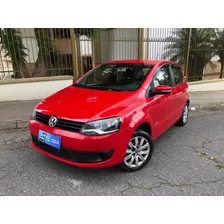 Volkswagen Fox 2014 1.0 Seleção Tec Total Flex 5p