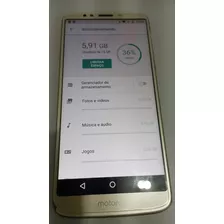  Moto E5 Plus 16 Gb 2 Gb Ram Trinco Na Tela Visível )