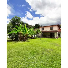 Se Vende!!! Casa En La Urbanización El Castaño Maracay Aragua