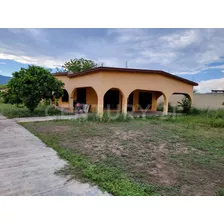 Quinta En Venta En Col. Los Morales En Salinas Victoria