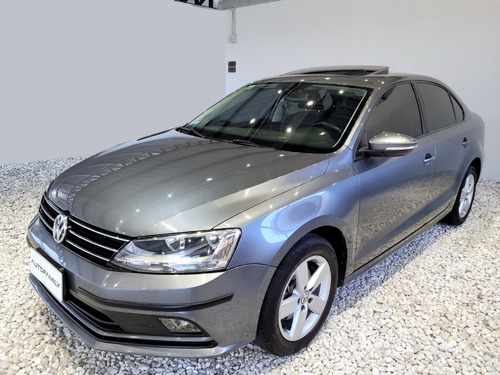 Volkswagen Vento Advance Plus Full 2.5n Mt | 2016