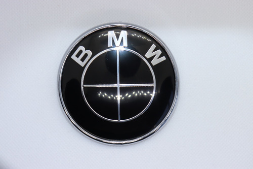 Emblema Para Bmw 82 Mm Cofre Cajuela Serie 1 2 3 4 5 6 7 X Foto 5