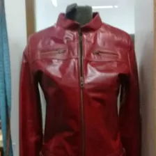 Campera De Cuero De Vaca Bordó Modelo Guci