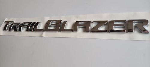 Emblema Lateral Chevrolet Trail Blazer Cromo Cinta 3m Foto 6